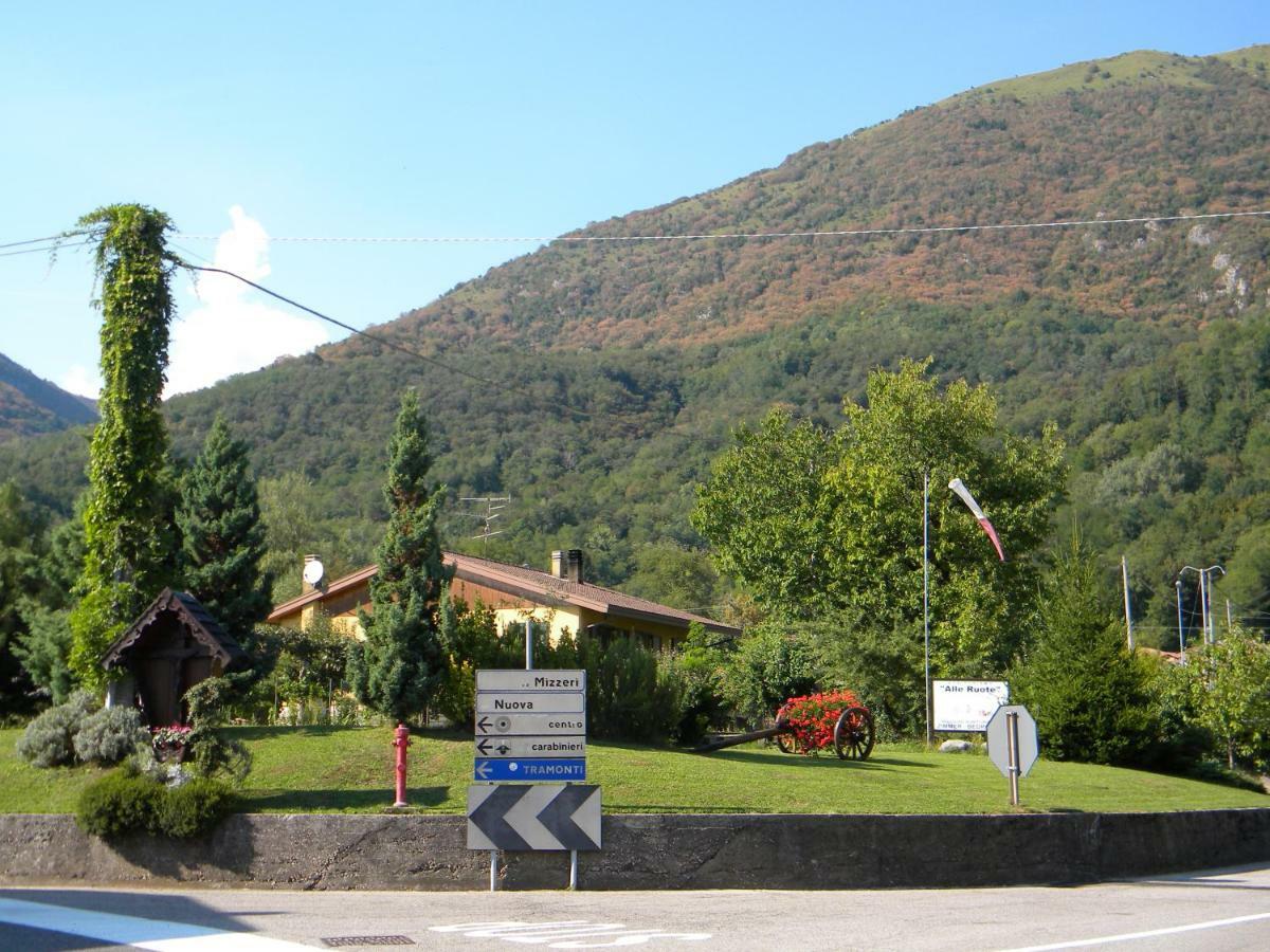 Agriturismo Alle Ruote Meduno Esterno foto