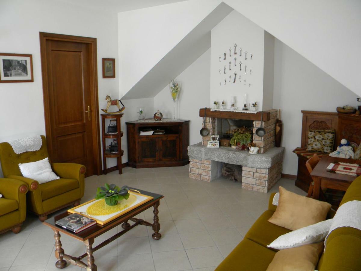 Agriturismo Alle Ruote Meduno Esterno foto